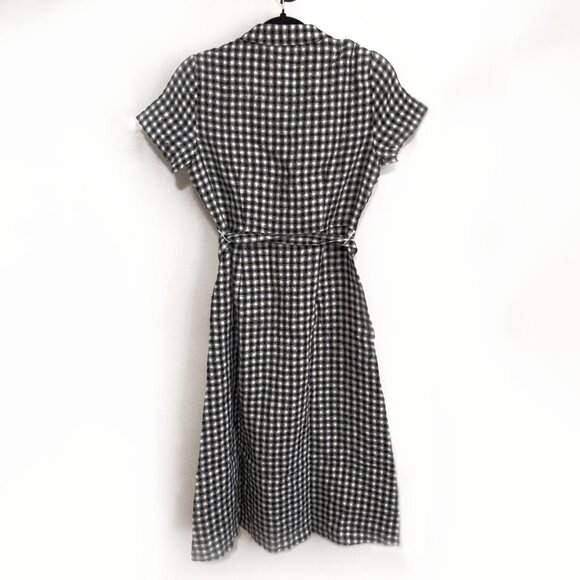 QUINCE XS 100% European Linen Button Front Dress in Classic Gingham Midi Belted - Picture 5 of 6